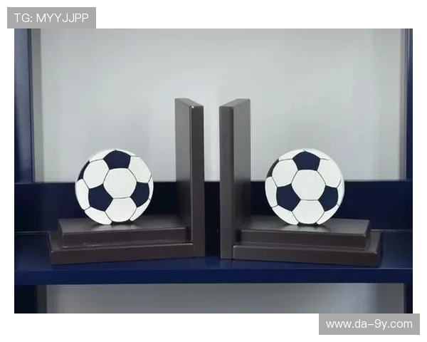 创意足球主题立牌桌面摆件点亮书房办公空间装饰灵感风格设计之选佳品 创意足球主题立牌桌面摆件点亮书房办公空间装饰灵感风格设计之选佳品